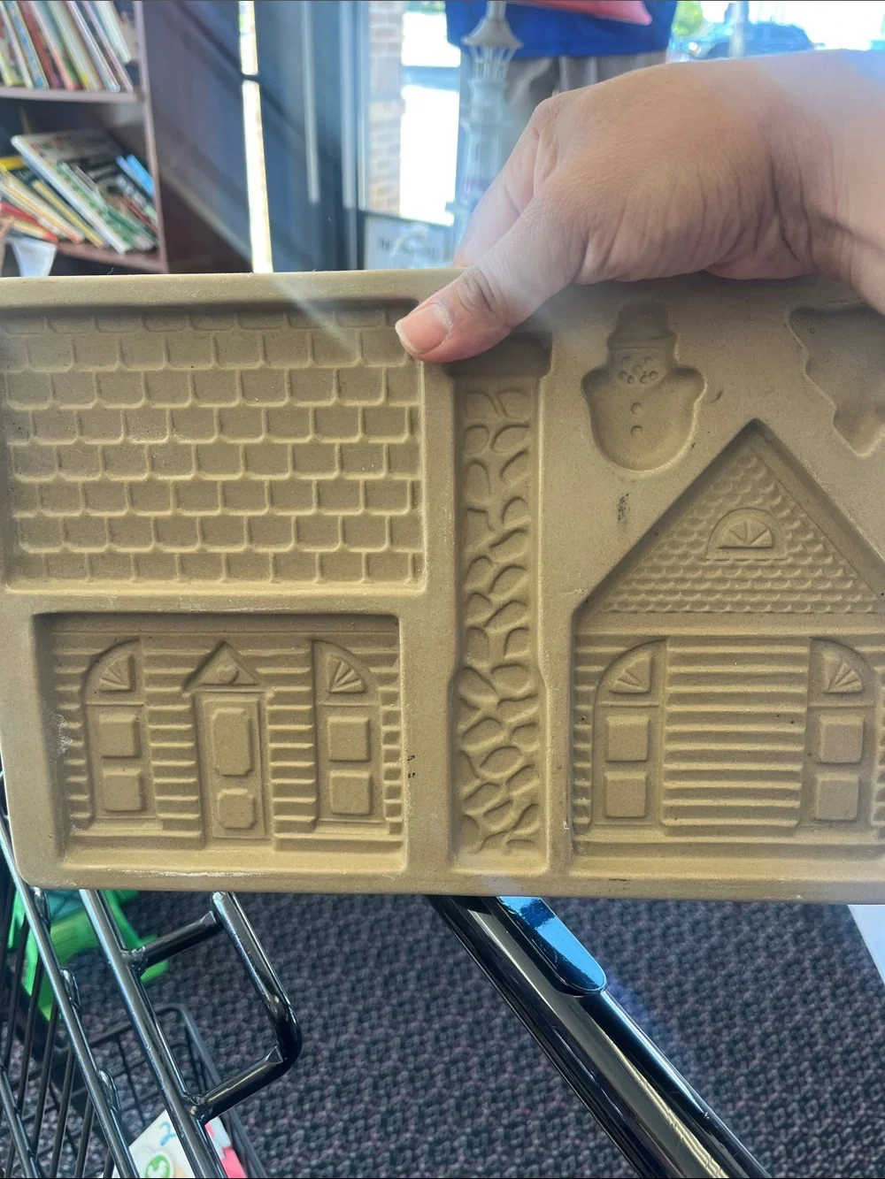Vintage Retired Pampered Chef Stoneware Gingerbread House Mold.